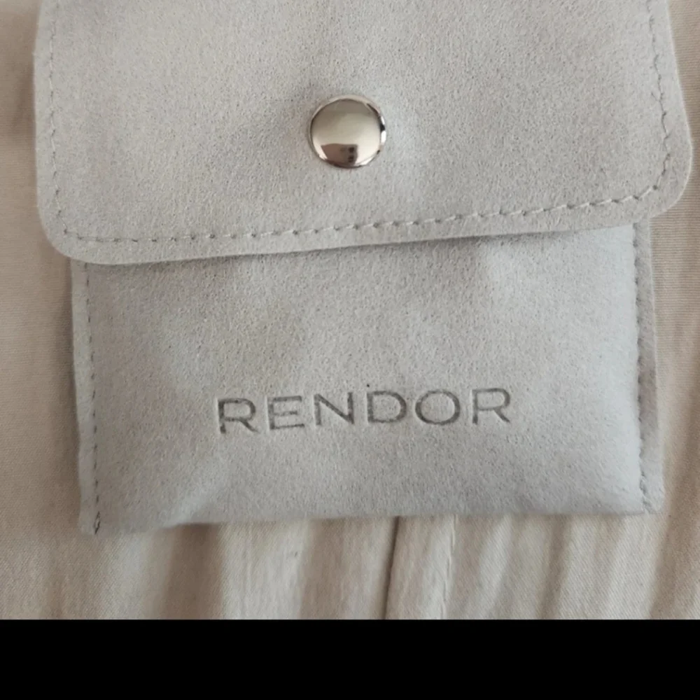 RENDOR Rachel Zoe Victoria Yellow Gold Plated  Double Hoop Earrings - Picture 5 of 5